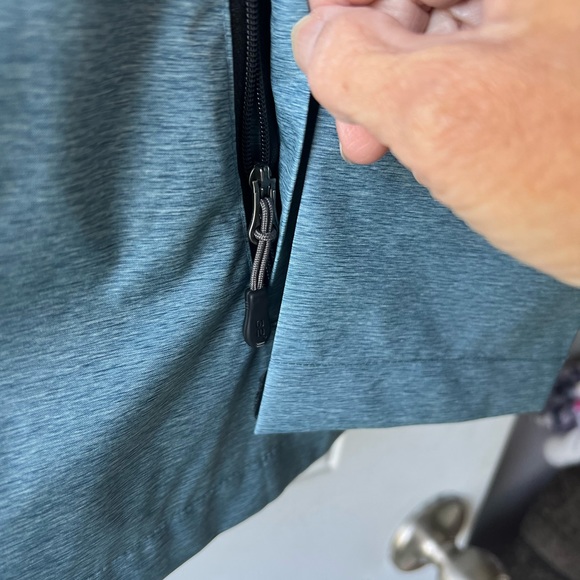 32 Degree Rain Jacket - Picture 3 of 10